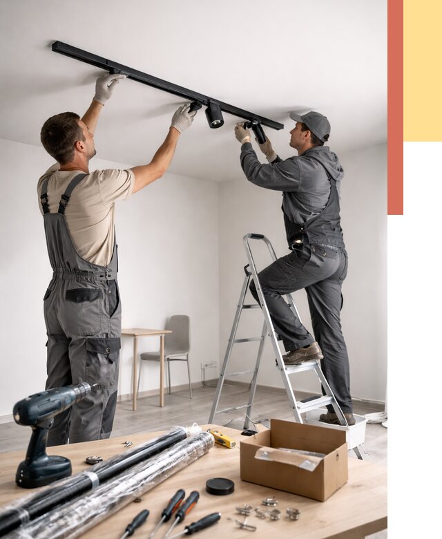 Установка трековых светильников в натяжной потолок в Салавате от 4481 руб. | ОТДЕЛОЧНИК-Слв